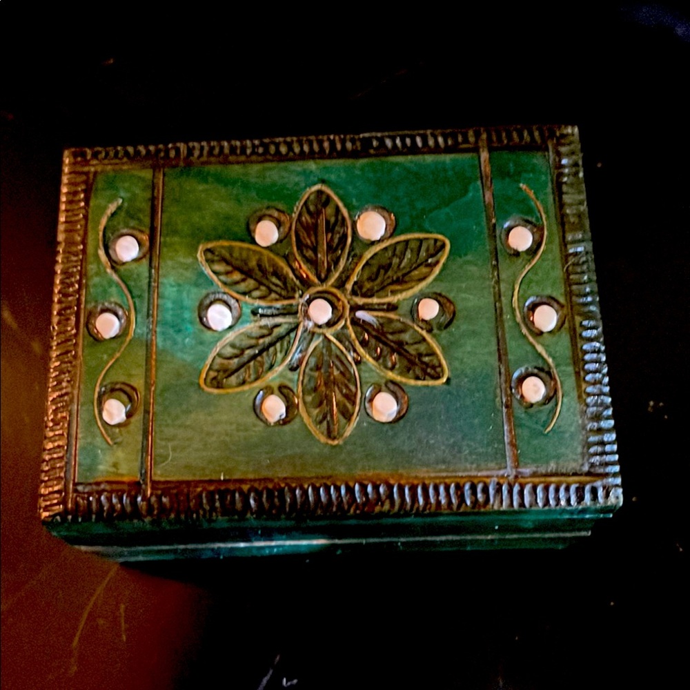 Hand Crafted Wooden Dark Green Carved Decorative Mini Jewelry Box